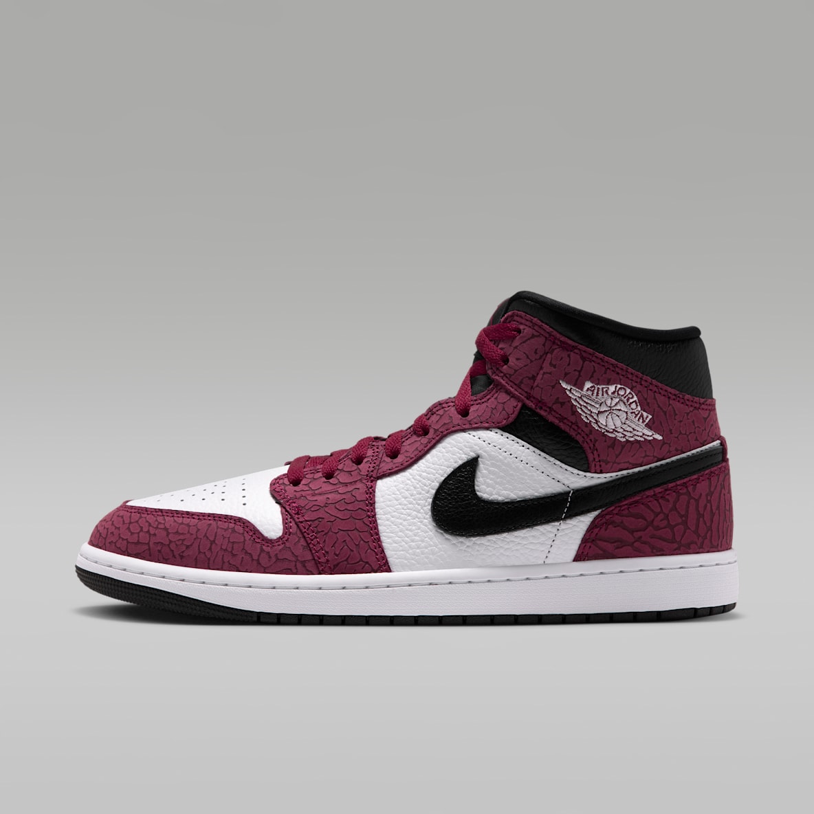 Air Jordan 1 Mid. Nike UK